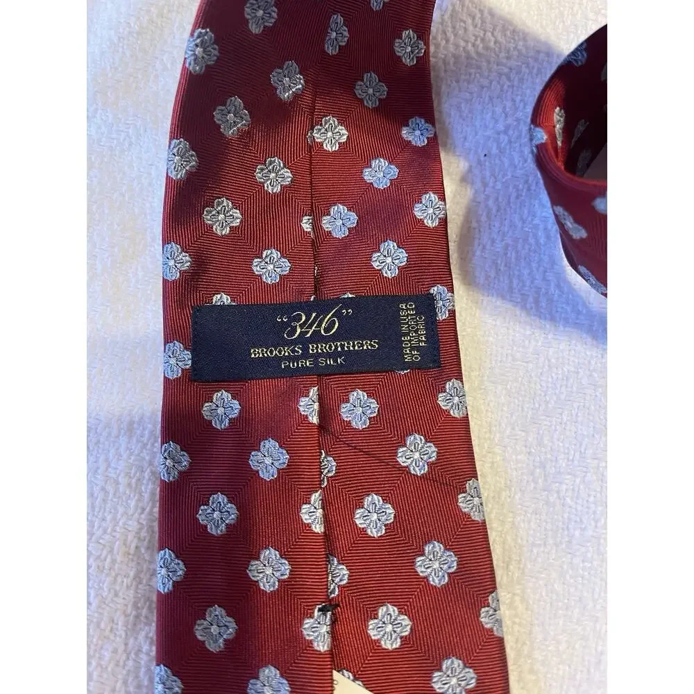 NWT Brooks Brothers 346 Pure Woven Italian Silk Red Blue Floral Made In USA